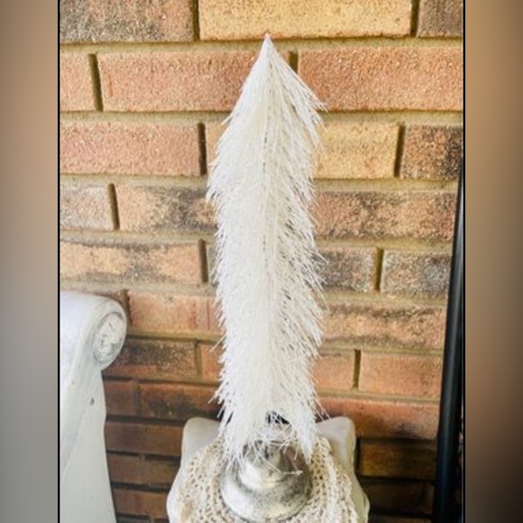 Snowbrush Pine Trees Set of 3 - Picture 3 of 10